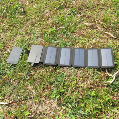 SolarFold Pro – Die faltbare Solarladestation für unterwegs
